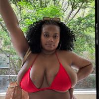 Monique Brownie aka NumbhaFive_ 😛